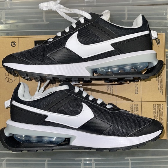 New NIKE Womens Air Max Pre-Day in Black/White-Mettalic Silver - Picture 12 of 16